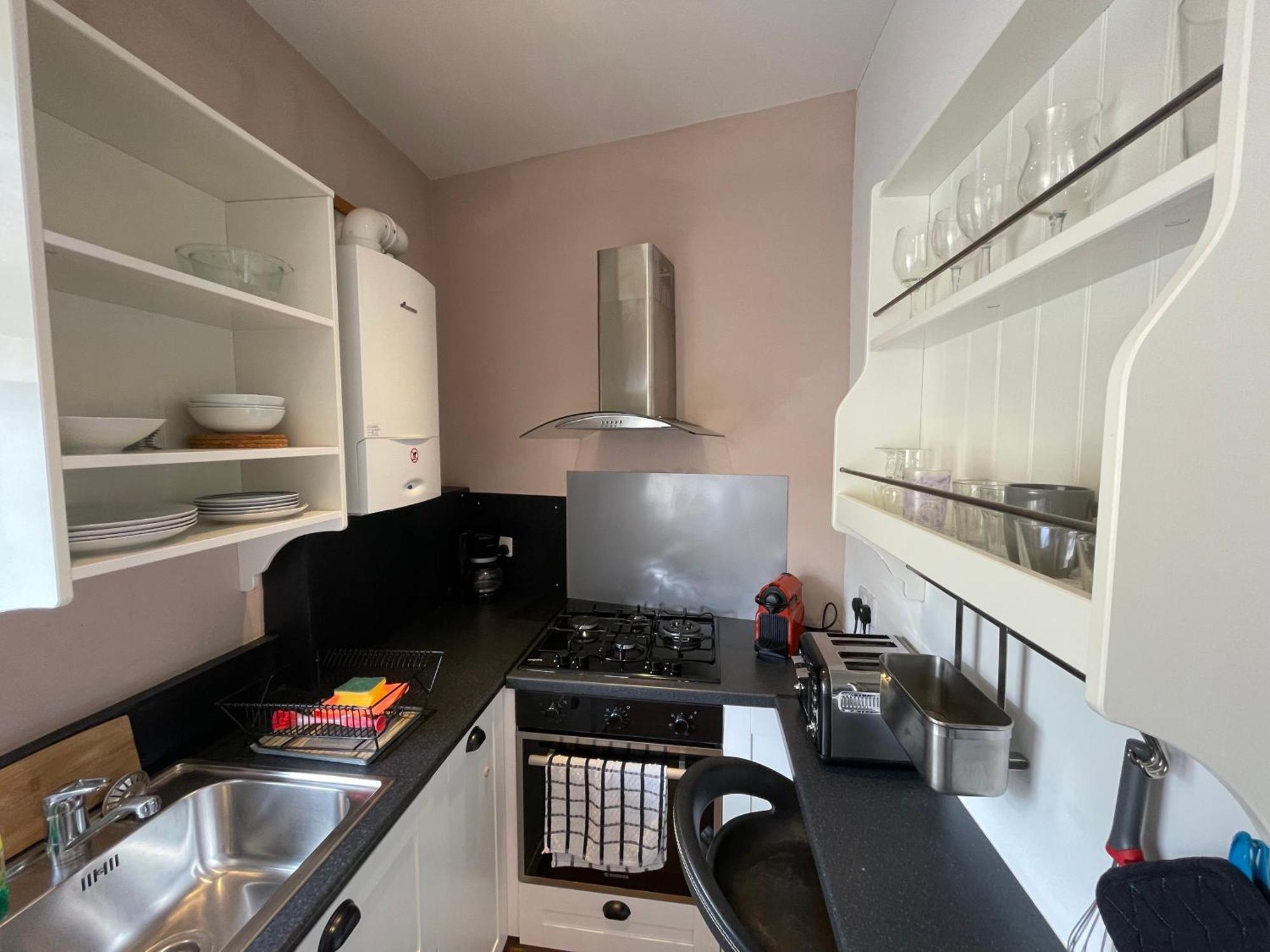10 Grove St -