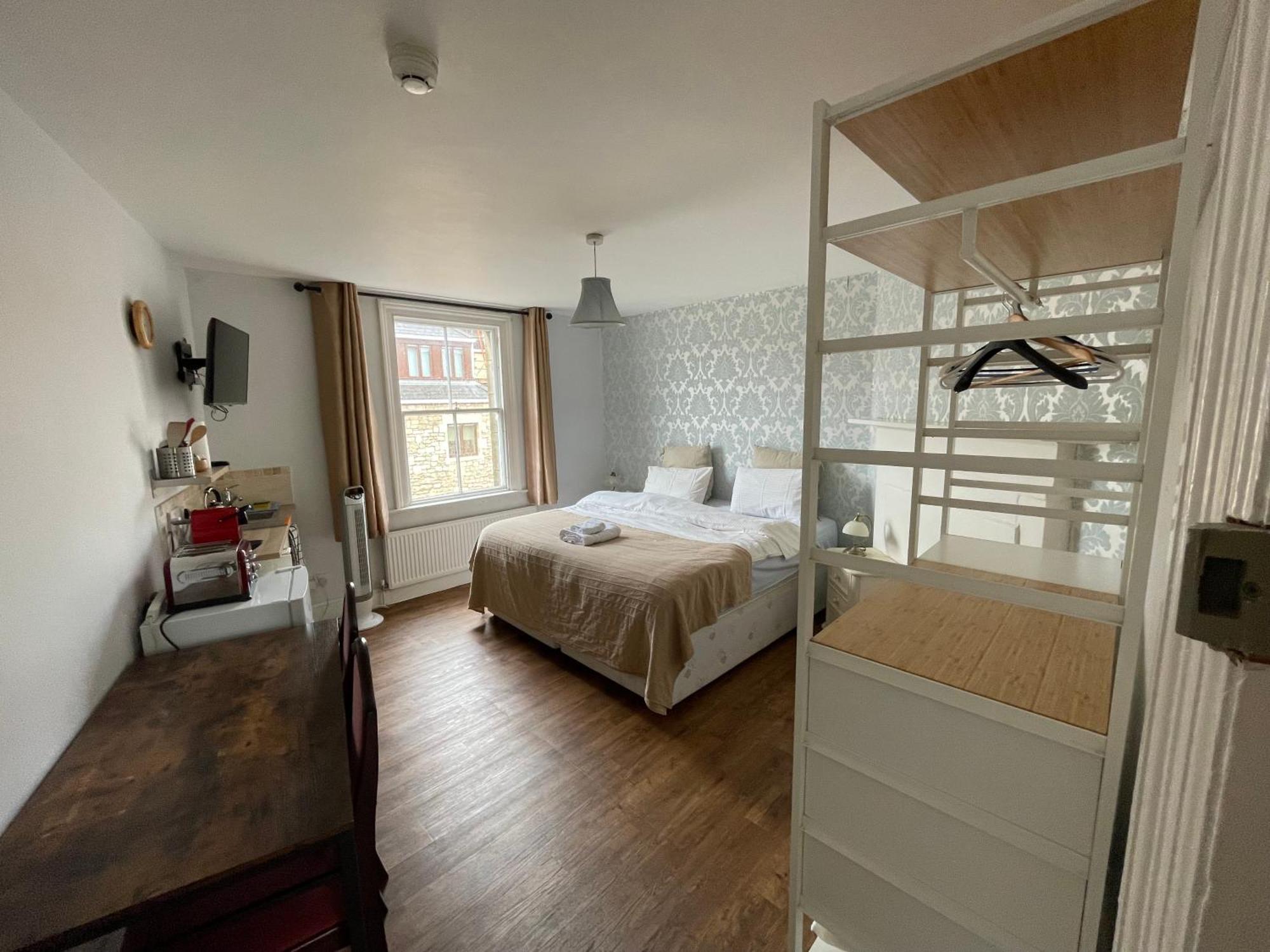 10 Grove St - Apartamento Bath